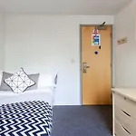 For Students Only - Comfy And Spacious Ensuites At The Green Village In Bradford